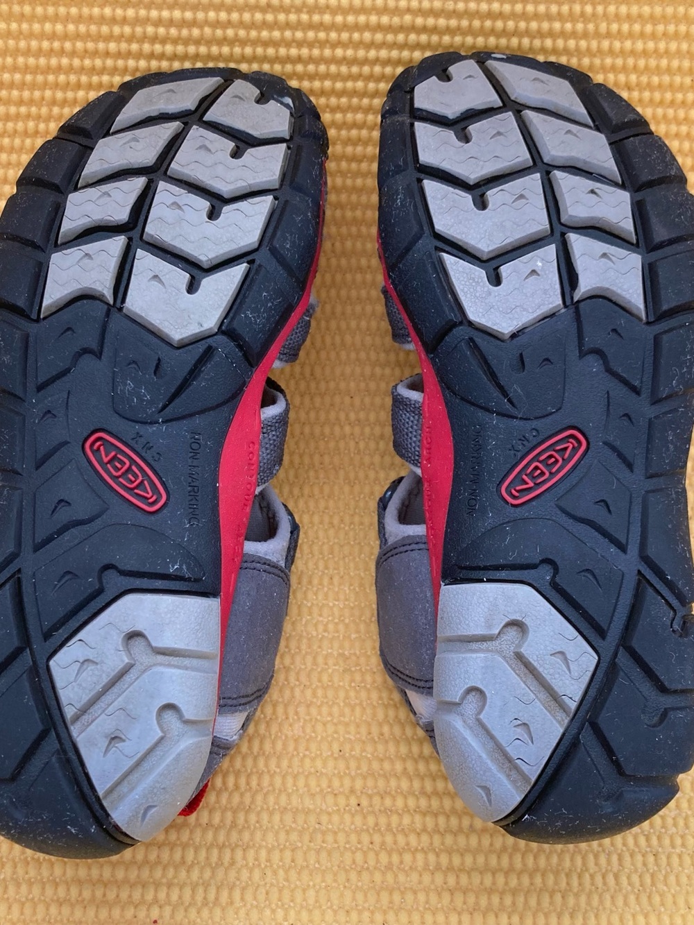 KEEN Youth Kids Seacamp II CNX Gray Waterproof Sandals Size 2y ( 8.5 inches) - Picture 6 of 8